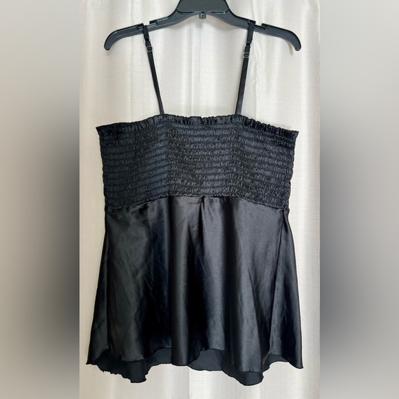 No Boundaries Black Satin Smocked Cami Top – Size XL (15) - Picture 4 of 4